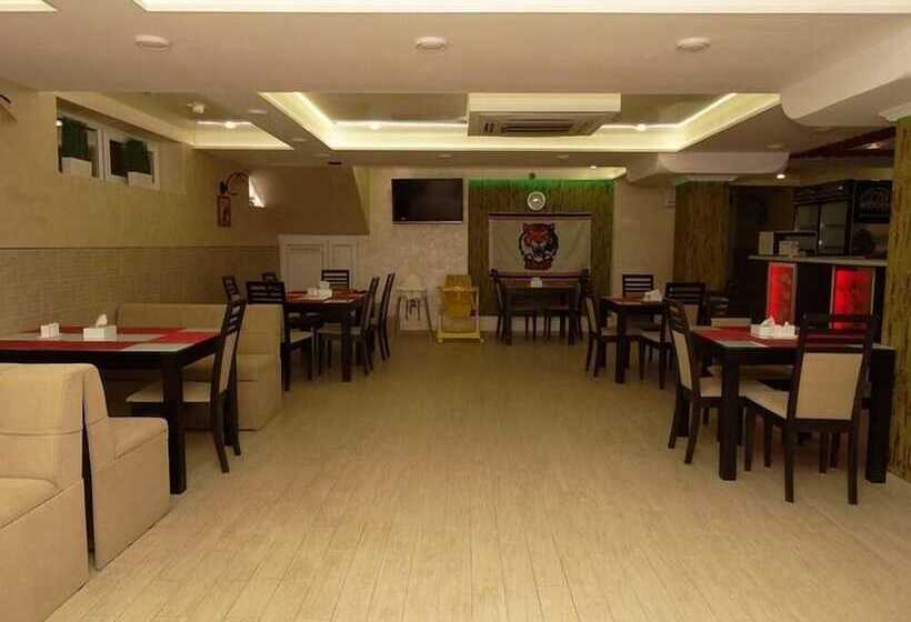 پانسیون Guest House Amur