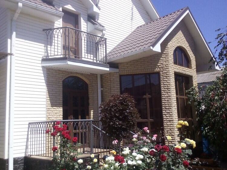 پانسیون Guest House Rendez Vous