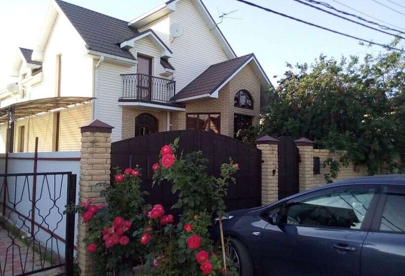 پانسیون Guest House Rendez Vous