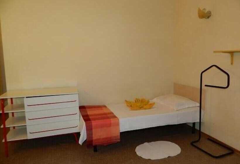 پانسیون Guest House Turovskih