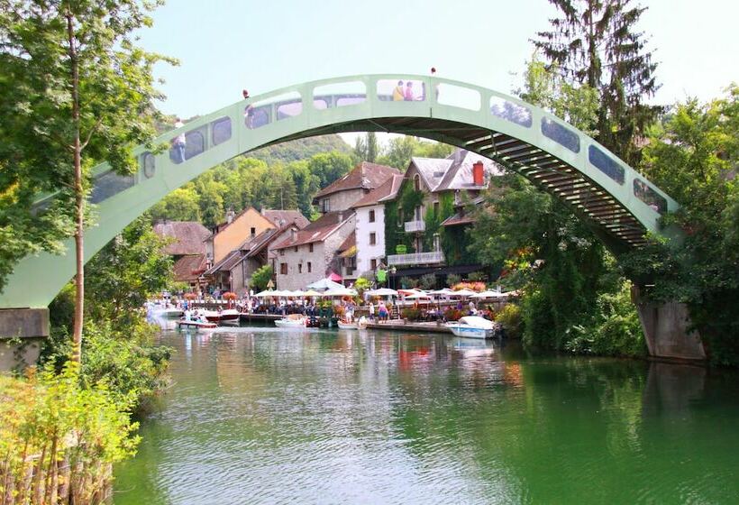 بنسيون Le Doux Nid