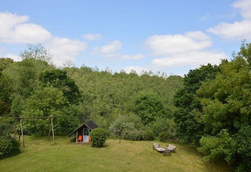 بنسيون La Grange De Coatelan