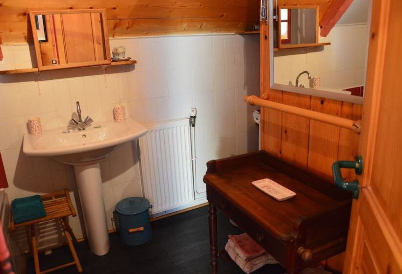 بنسيون La Grange De Coatelan