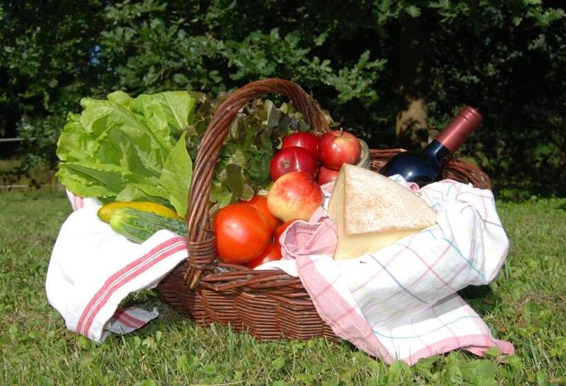 펜션 La Maison De L'ousse