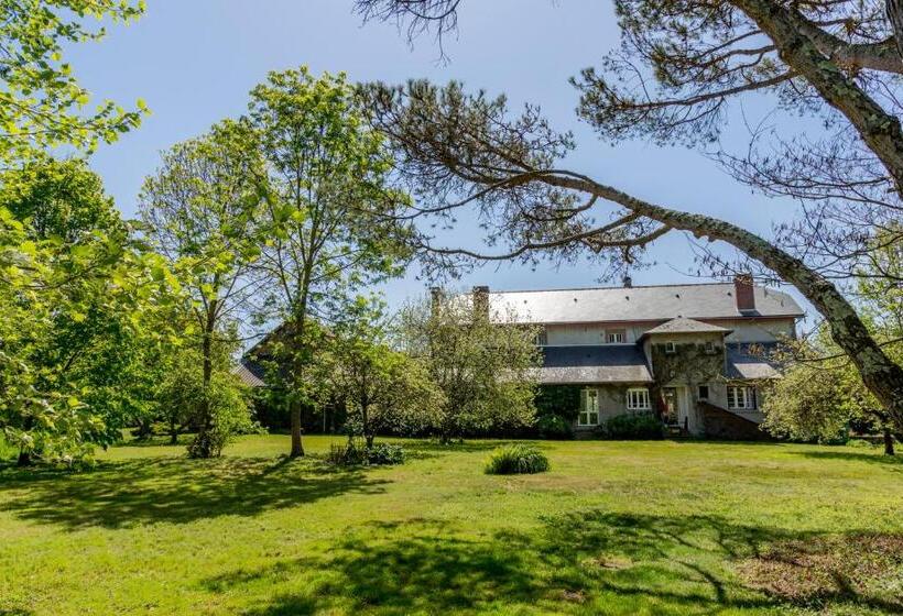 펜션 La Maison De L'ousse