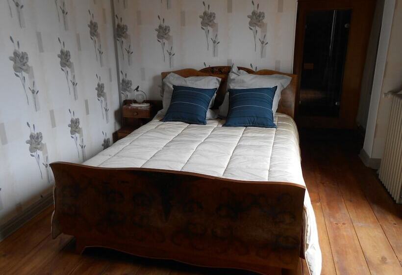 بنسيون La Passagere