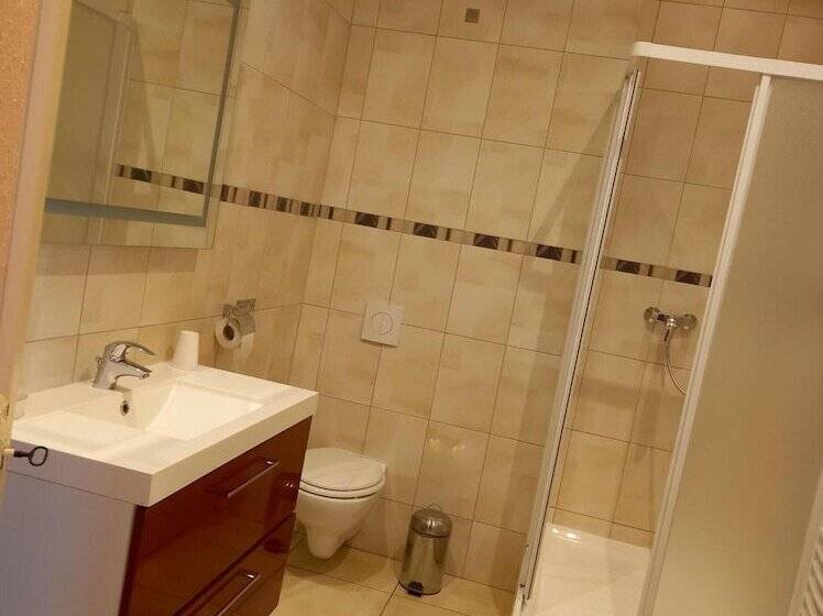 Пансион Le Chateau De Buchy