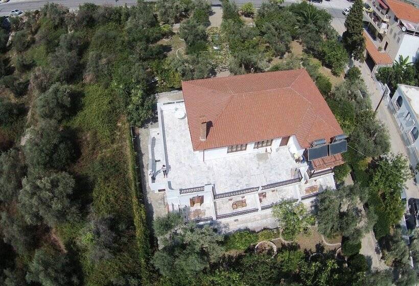 פנסיון Naftilos Skiathos