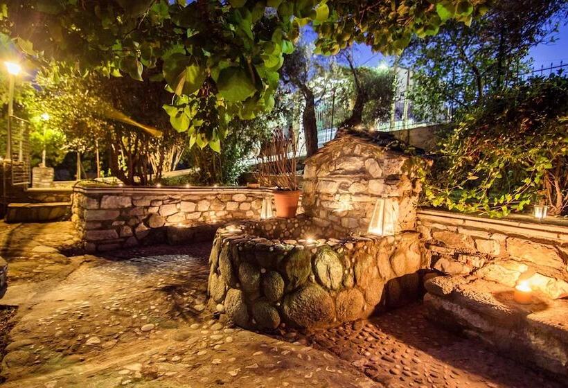 פנסיון Naftilos Skiathos