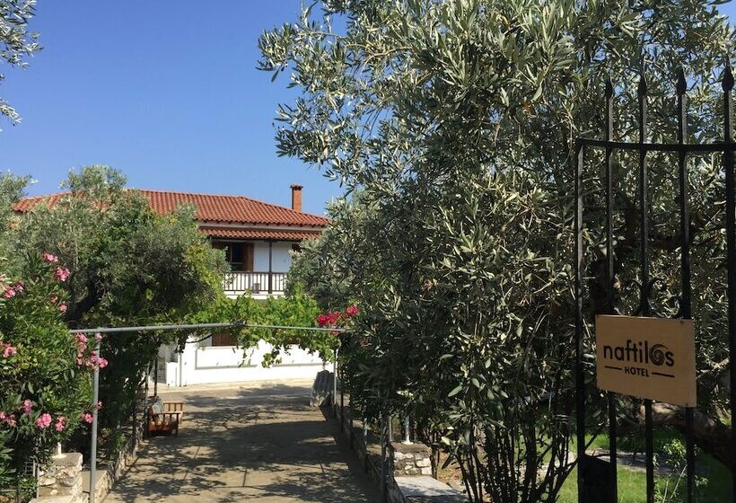 פנסיון Naftilos Skiathos
