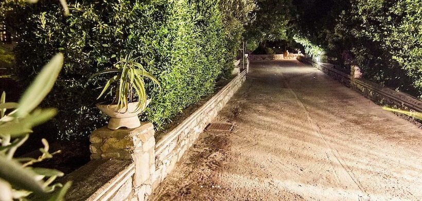 פנסיון Naftilos Skiathos