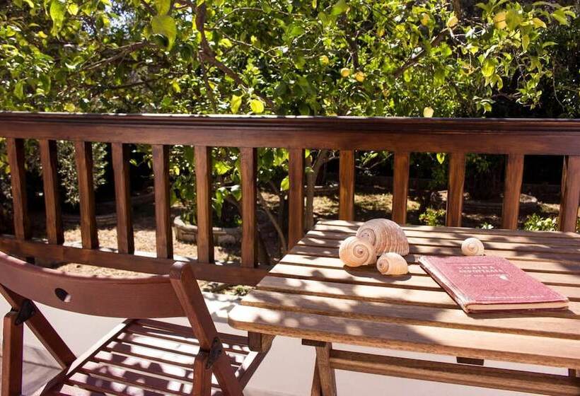 פנסיון Naftilos Skiathos