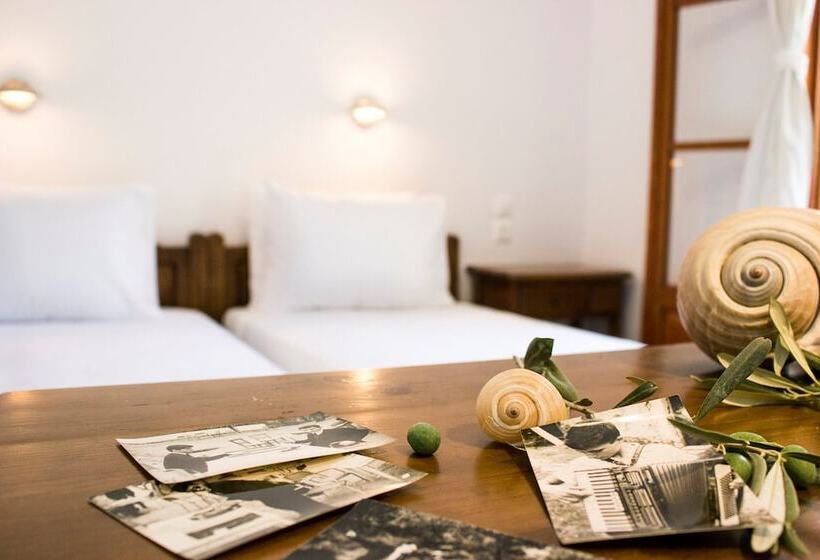 פנסיון Naftilos Skiathos