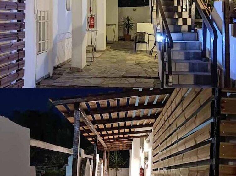 פנסיון Skiathos Holiday Resort