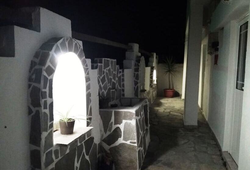 פנסיון Skiathos Holiday Resort