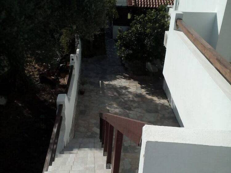 פנסיון Skiathos Holiday Resort