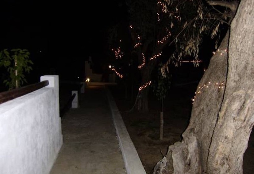 پانسیون Skiathos Holiday Resort