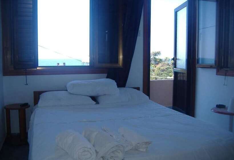 Пансион Theresa Hotel At Karpaz Peninsula