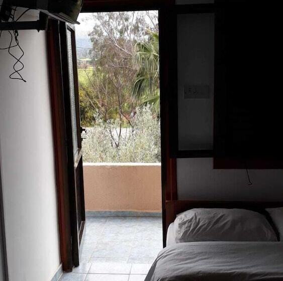 Пансион Theresa Hotel At Karpaz Peninsula