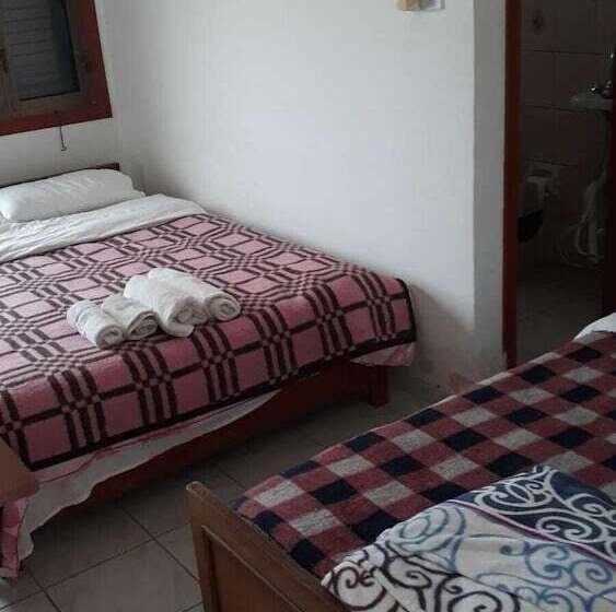 Пансион Theresa Hotel At Karpaz Peninsula