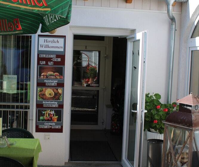 بنسيون Zur Rotenfelsstube