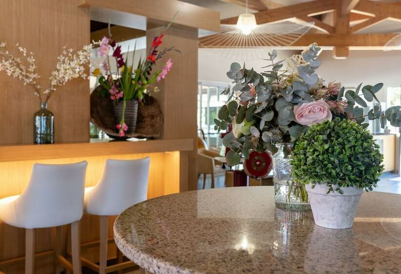 Резиденция Résidence & Hotel U Livanti Ecolabel