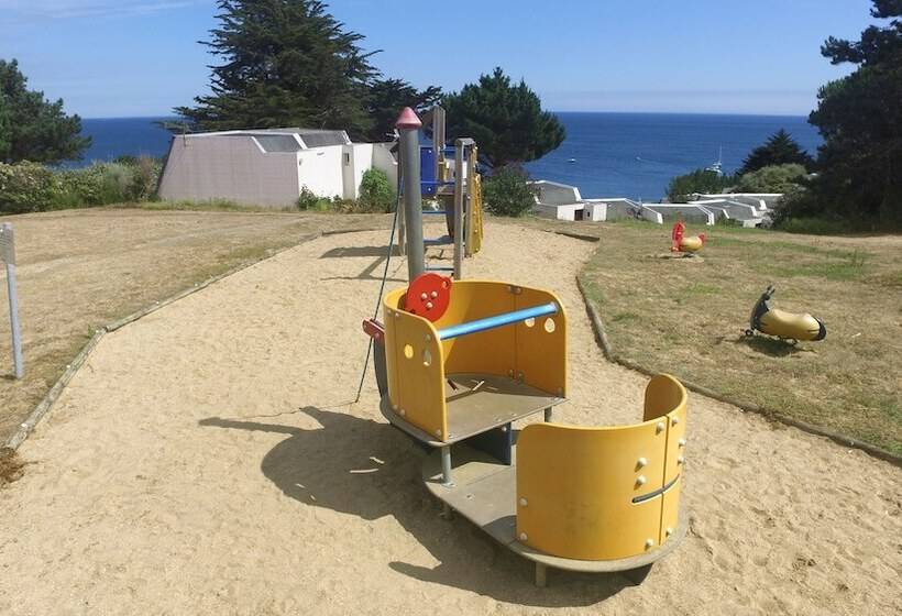 Резиденция Village Vacances Des Grenats