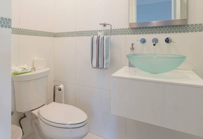 Tropical Oasis Estate