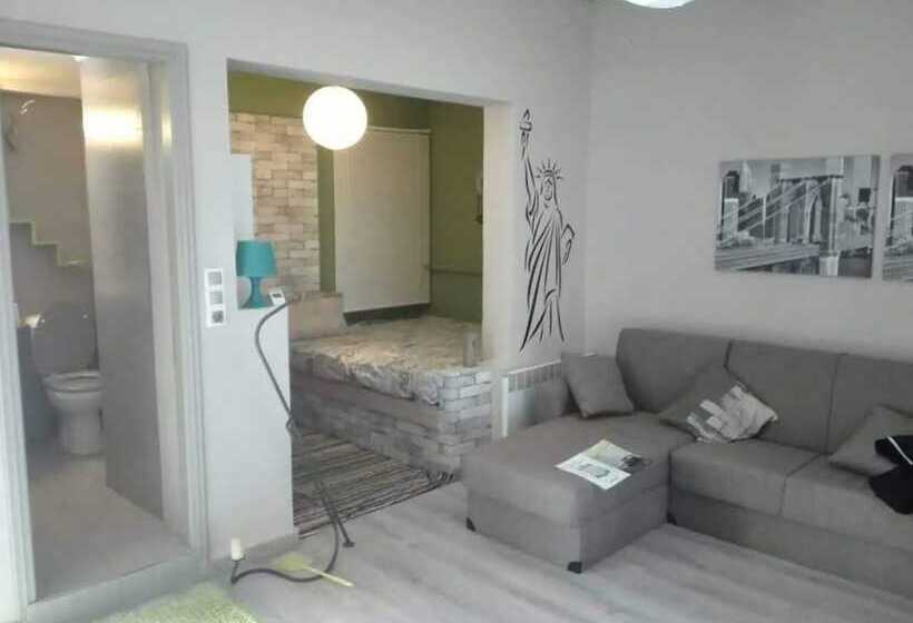 Ts George S Apartments By The Airport