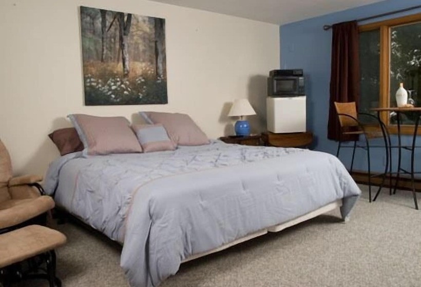 Valhalla Hillside Inn