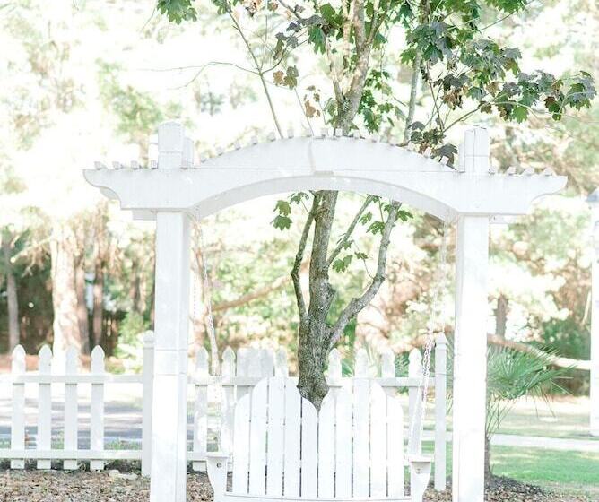 مبيت وإفطار Georgia Palms & Gardens