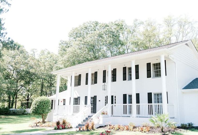 مبيت وإفطار Georgia Palms & Gardens