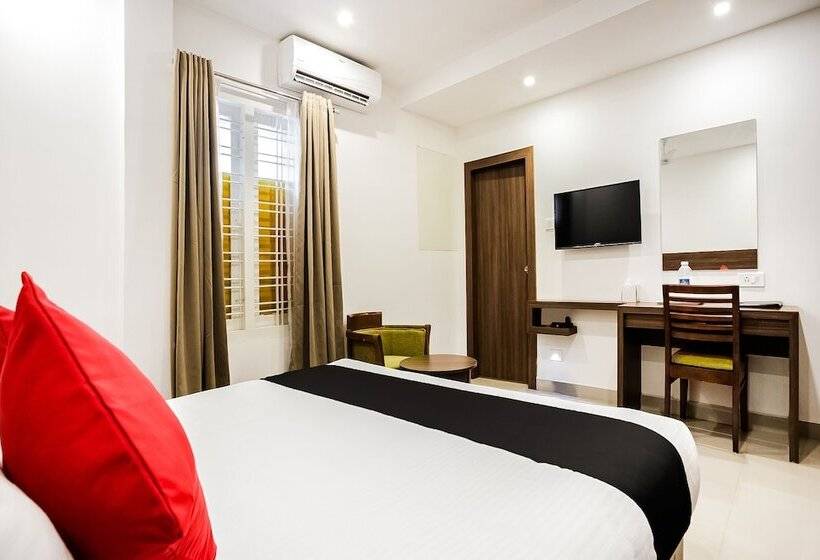 Capital O 60558 Hotel Midhuna International