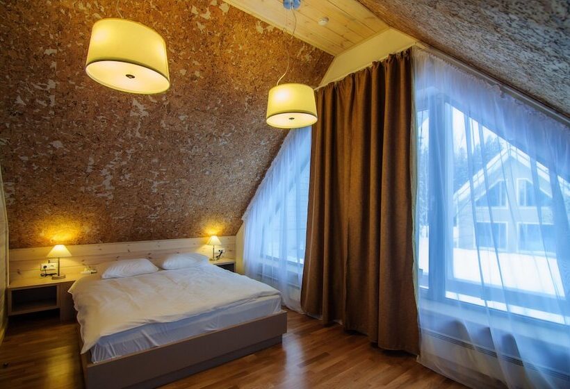 هتل Baza Otdyha Lesnaya