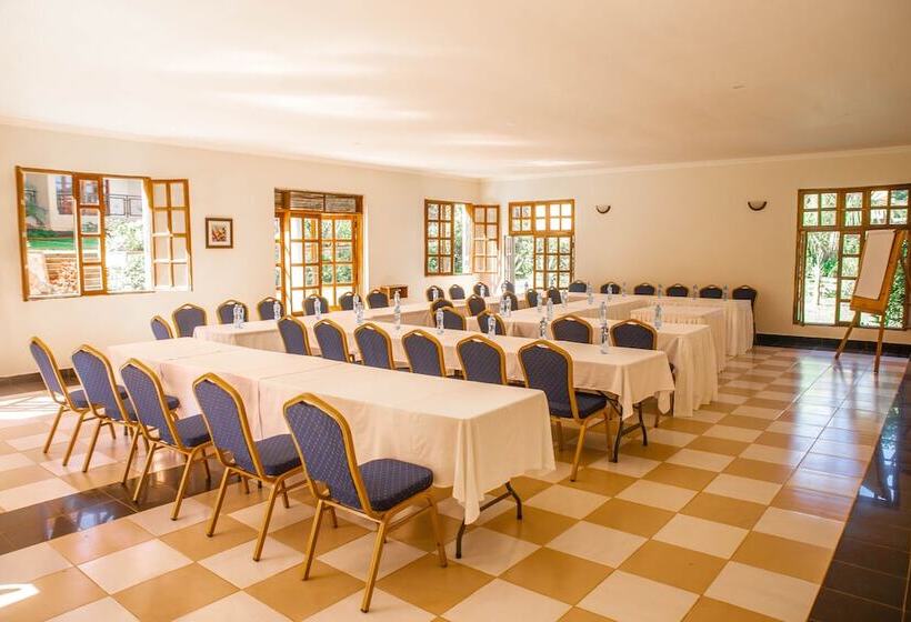 هتل Brovad Sands Lodge