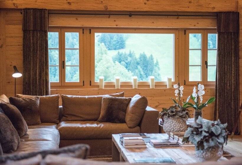 ホテル De Rougemont & Spa