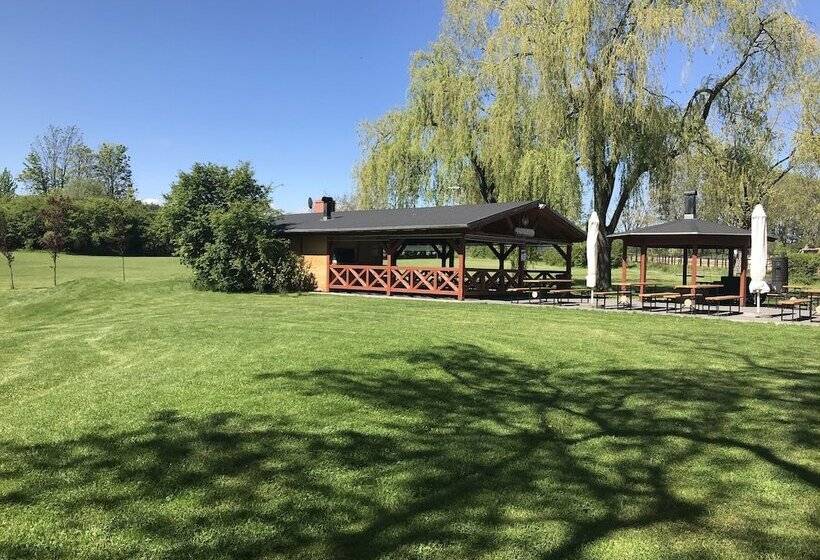 Отель Dworzysko