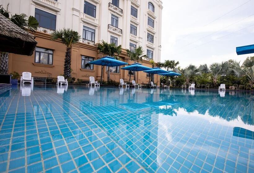 هتل Golden Emerald Resort