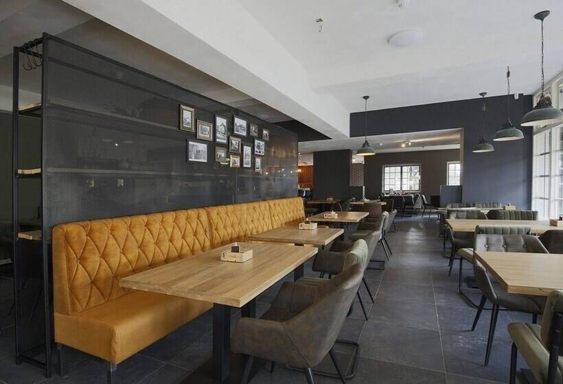 هتل Herberg De Witte Olifant