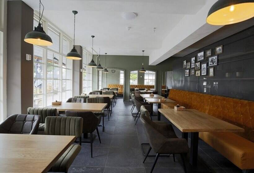 هتل Herberg De Witte Olifant