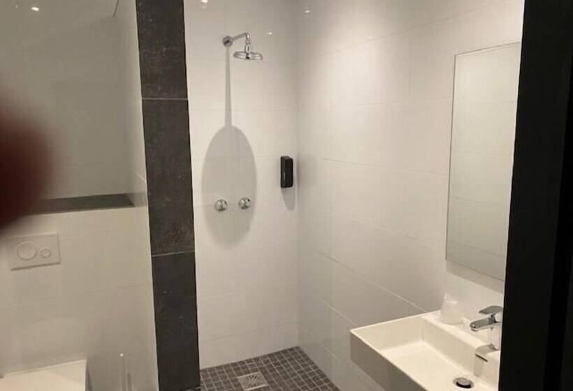 هتل Herberg De Witte Olifant