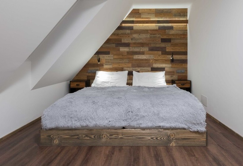 Отель Královka