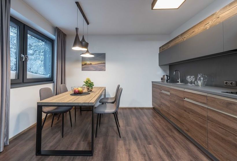 Отель Královka