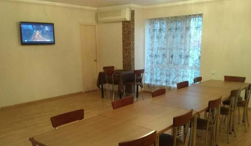 酒店 Maxrooms Volga Hollywood