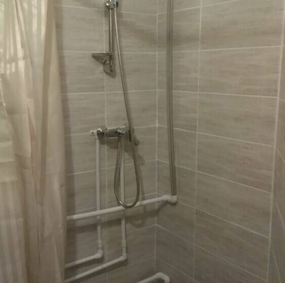 酒店 Maxrooms Volga Hollywood