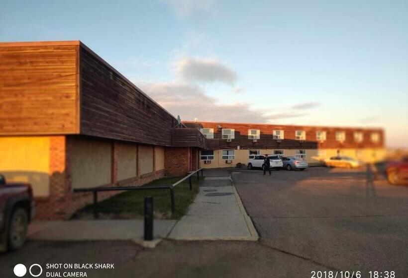 فندق New Frontier