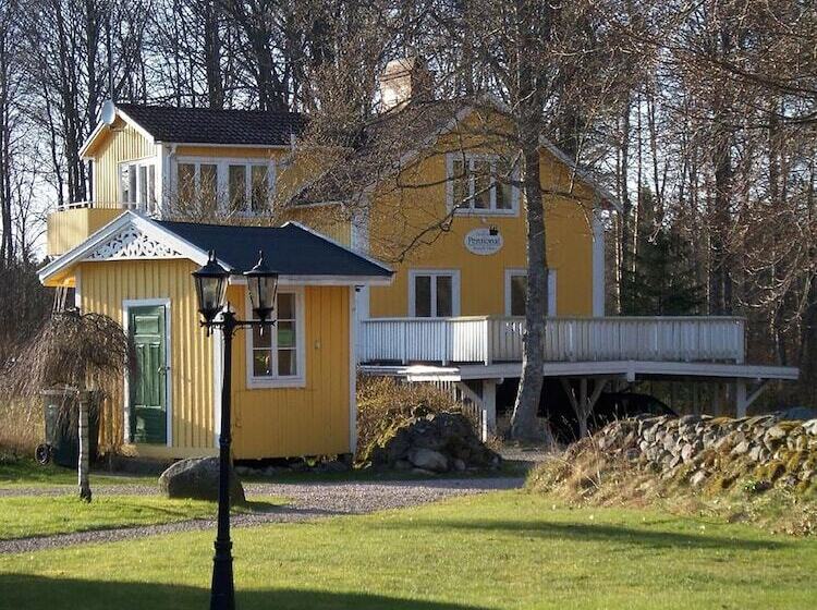 酒店 & Pensionat Björkelund