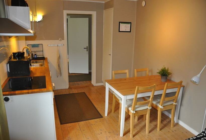 酒店 & Pensionat Björkelund