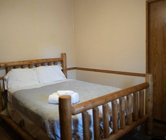 فندق Pere Marquette River Koa Campground