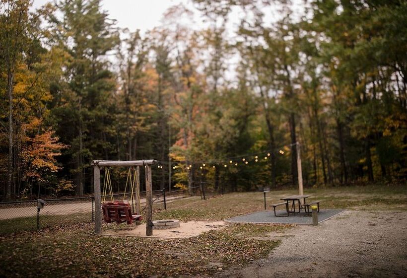 فندق Pere Marquette River Koa Campground